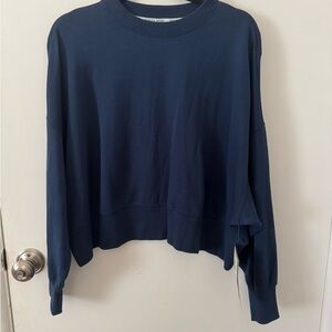 Tuckernuck sport sweatshirt